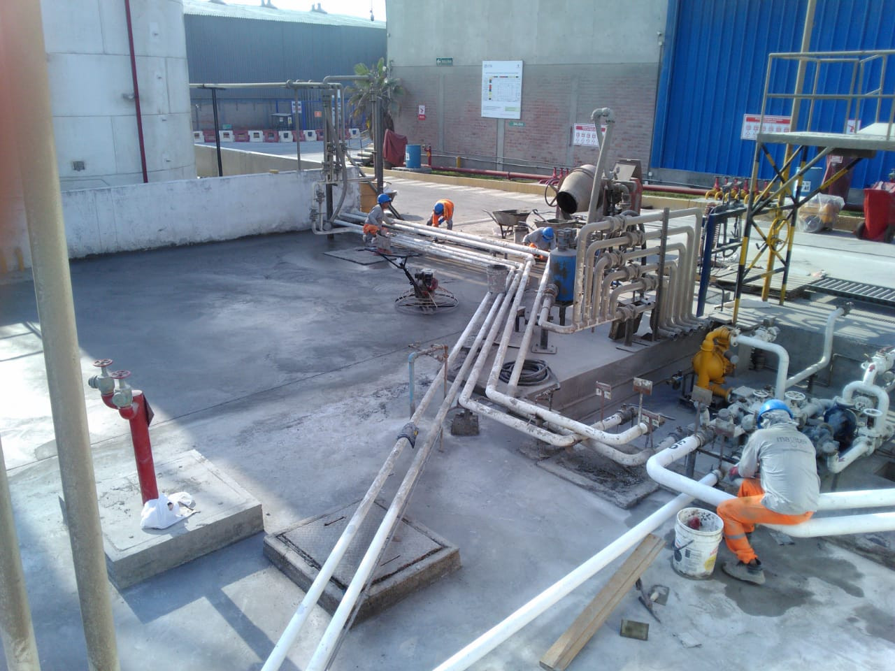 Proyecto Reparación y Construcción de Pisos de Almacen GTM